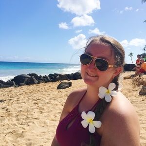 Meet your Posher, Emily